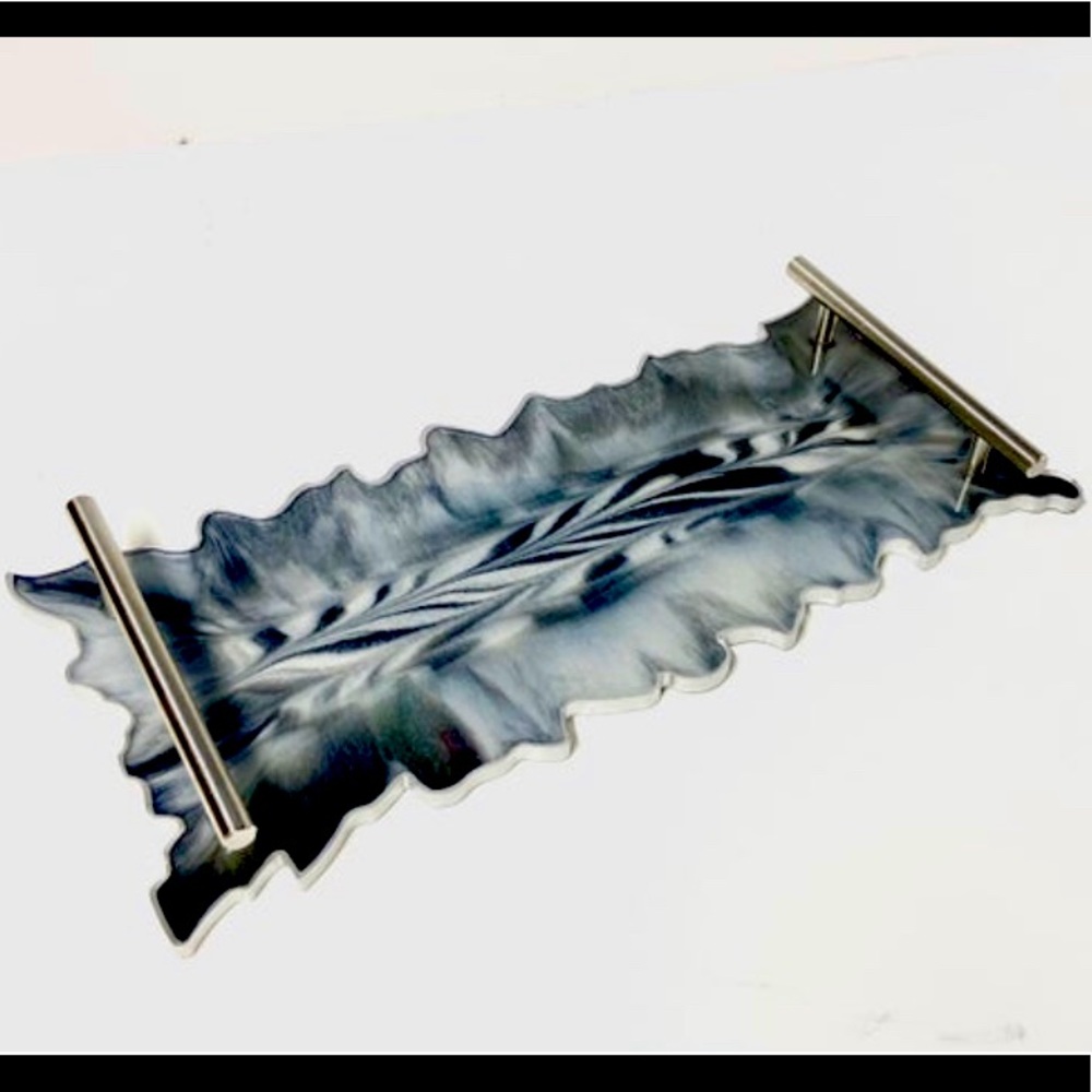 Black and white resin geode decorative tray